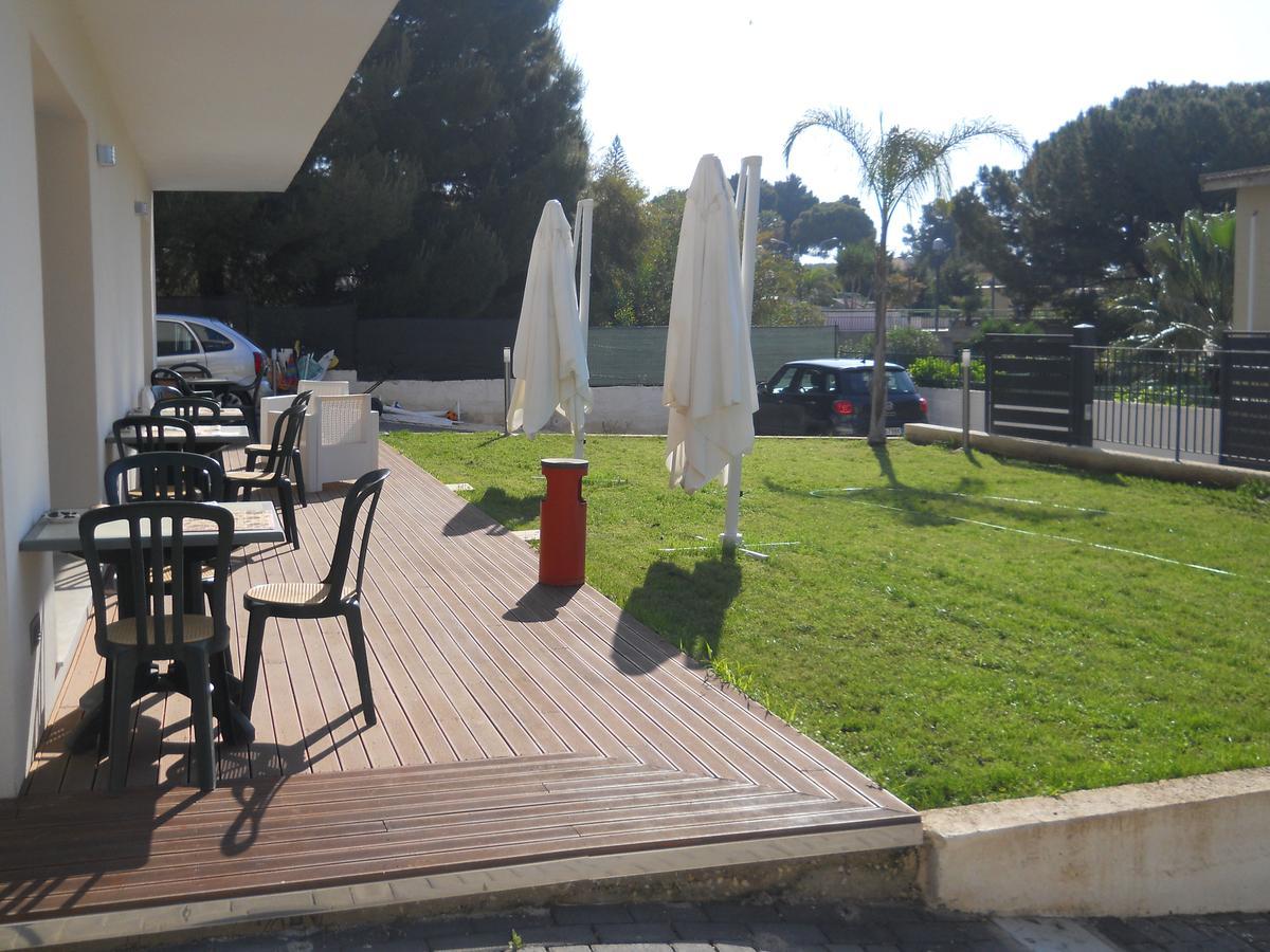 White Beach Beb Fontane Bianche Exterior photo